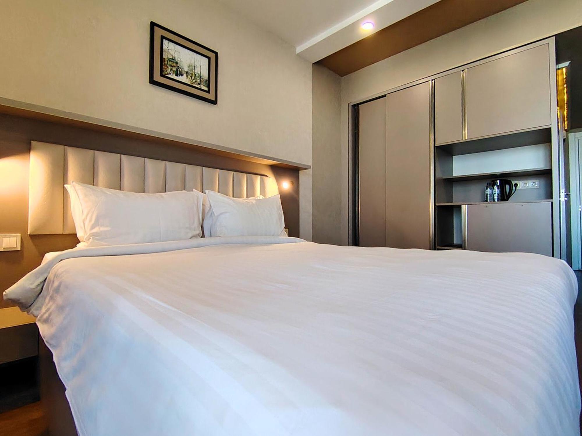 Aphrodite Apartments Batumi Exterior photo